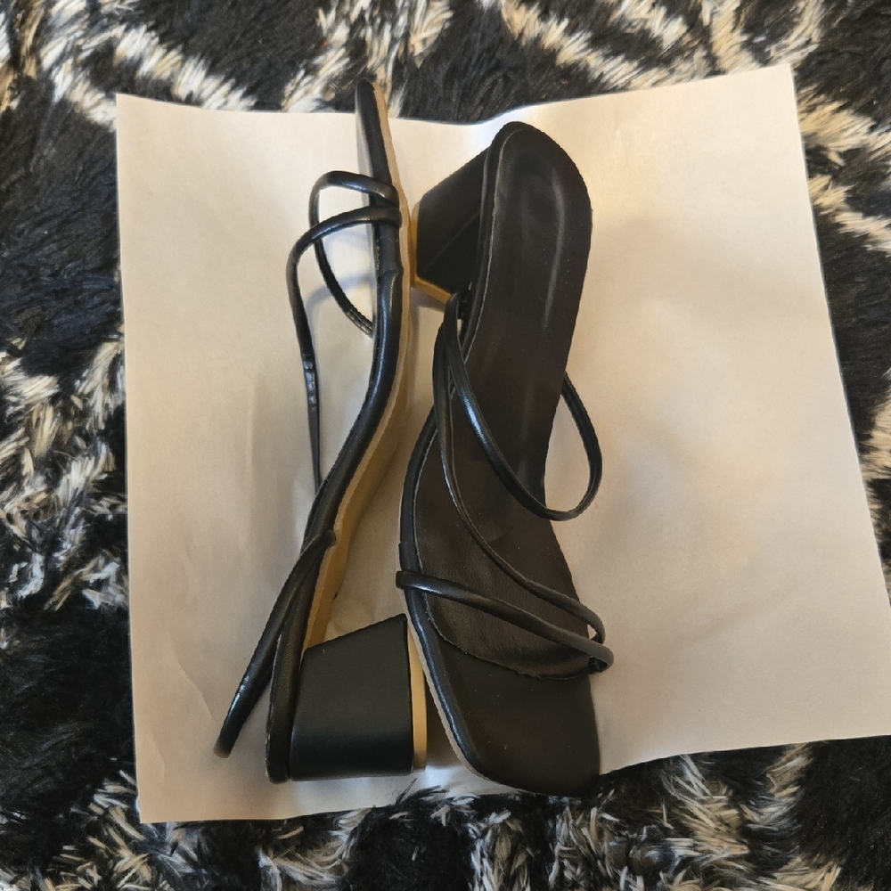 Chic Black Strappy Block Heels 🖤 Size 43